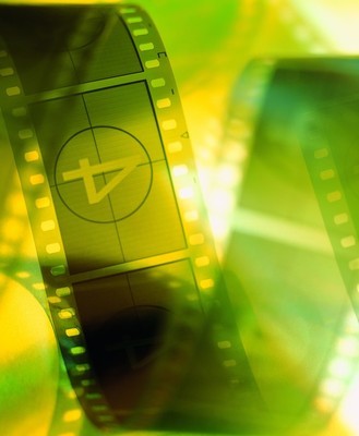 光影交织，智绘未来 科技赋能的影视创意策划与拍摄